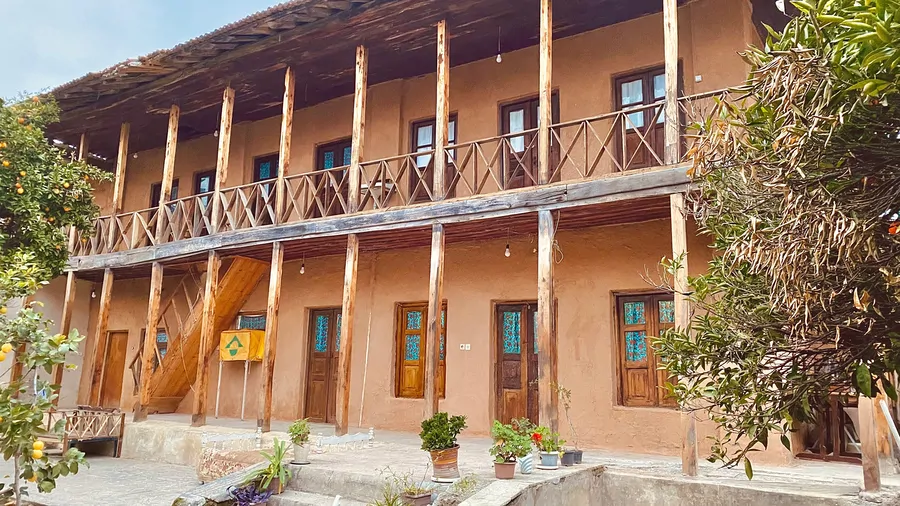 تصویر ۱ - اقامتگاه بومگردی عمارت بیک (واحد صفویان) در گلوگاه