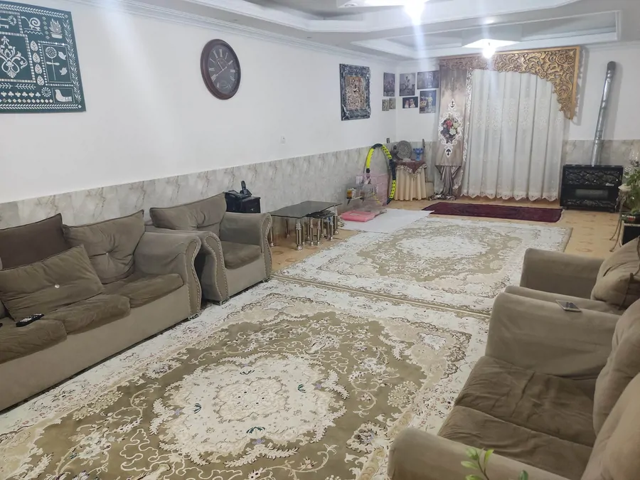 تصویر ۱ - خانه خانه دربست مناسب تعداد بالا در  کرج