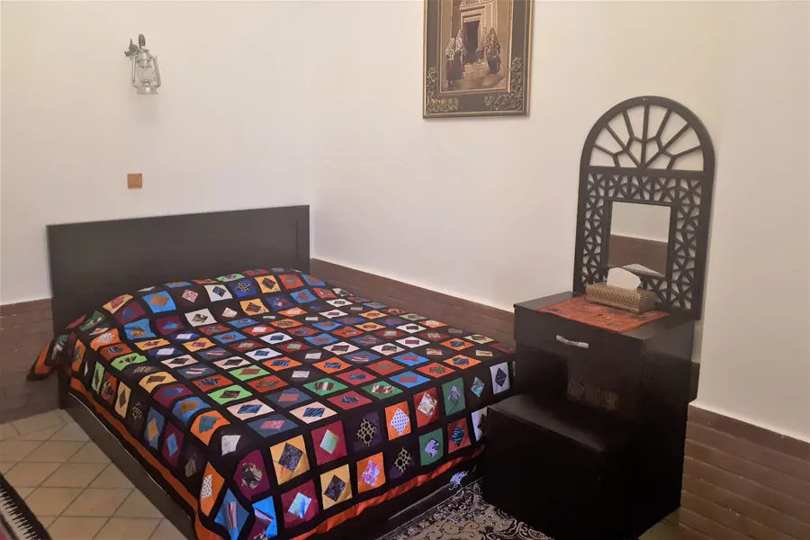تصویر ۱ - هتل سنتی فانوس ویونا (دو نفره دبل3) در  کاشان