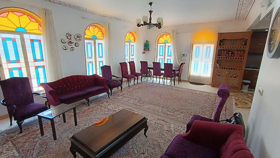 تصویر ۱ - ویلا سنتی کاشانه در  کاشان