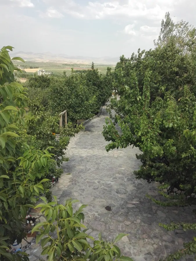 تصویر ۱ - ویلا باغ چهار چراغ در  کامیاران