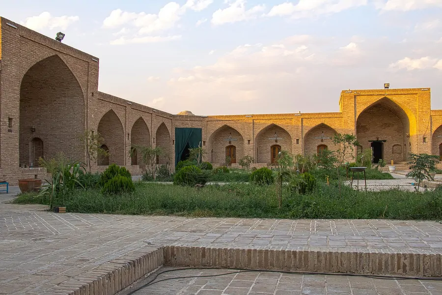 تصویر ۱ - اقامتگاه بوم‌گردی کاروانسرای ده نمک (اتاق 3) در  گرمسار