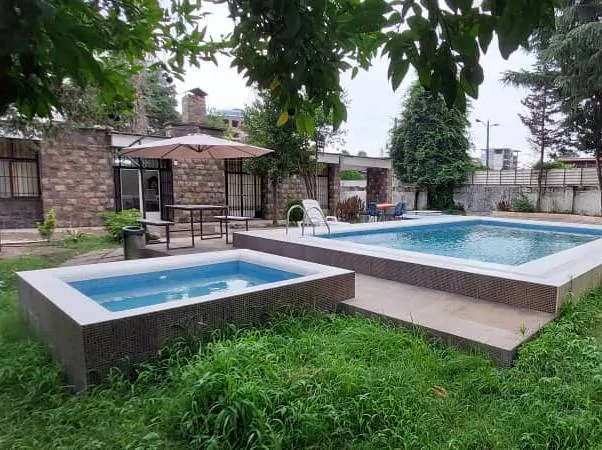 تصویر ۱ - ویلا رشیدی بااستخر آبگرم (1) در  متل قو