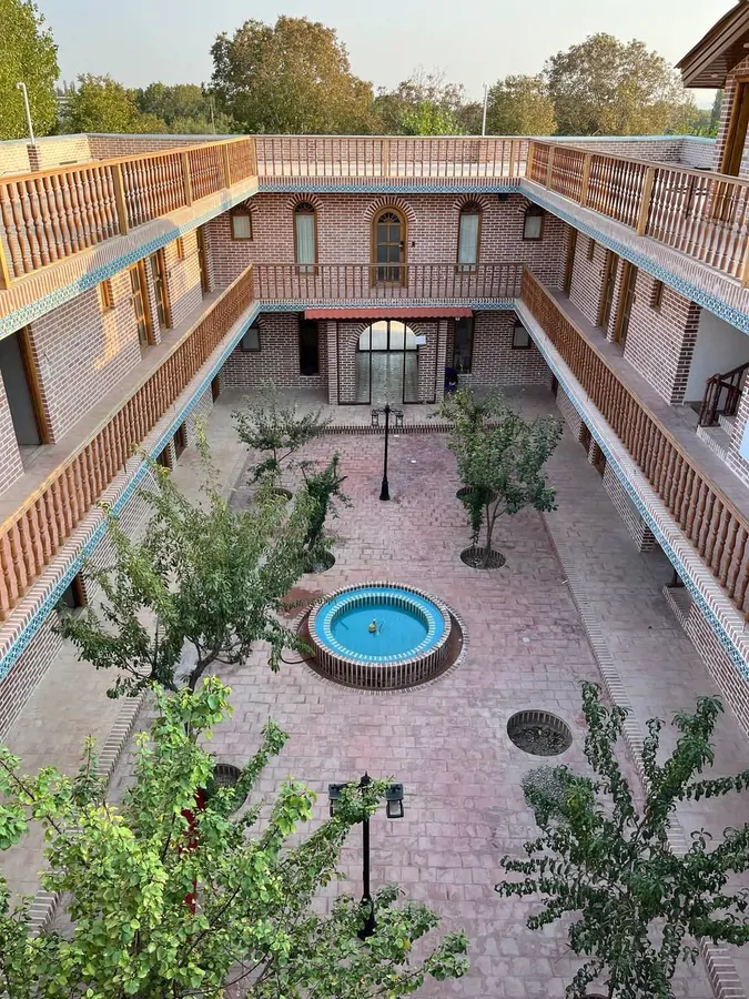 تصویر ۱ - هتل سنتی اقامتگاه سنتی مثلث سلامت  در  شهریار