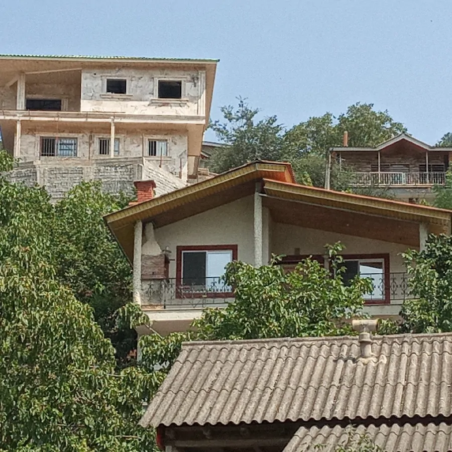 تصویر ۱ - خانه ازالیا در  نور