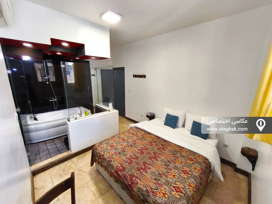 تصویر ۱ - هاستل رگ راگ (اتاق خصوصی جکوزی دار) در اصفهان