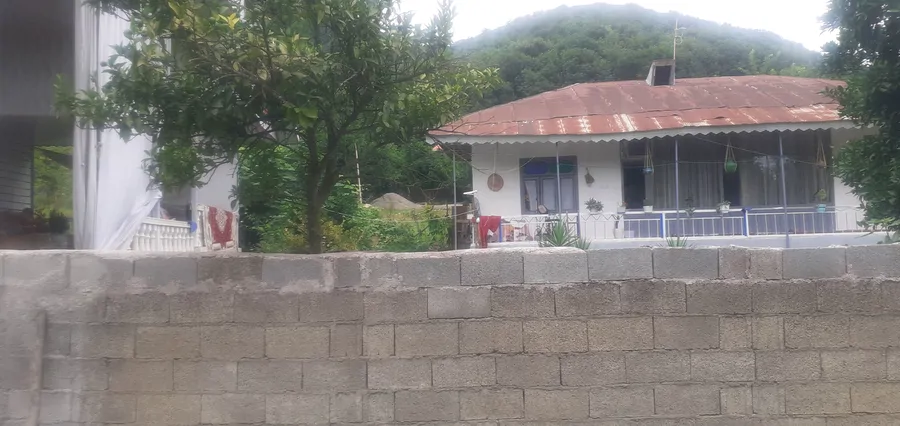 تصویر ۱ - ویلا اژیم در  صومعه‌سرا