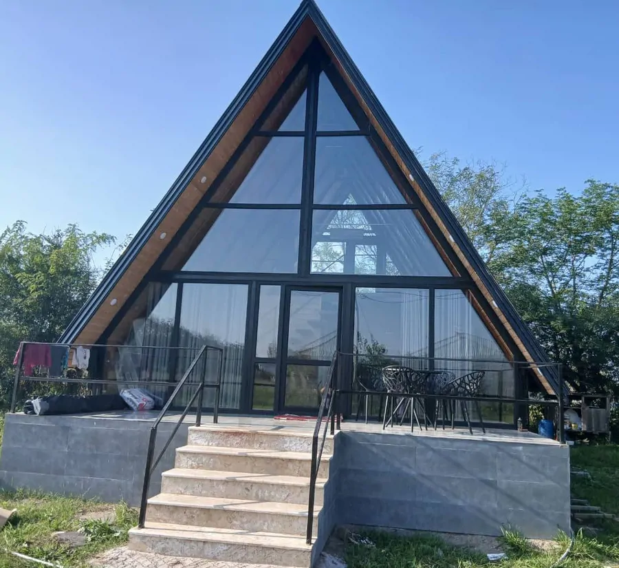 تصویر ۱ - کلبه سوییسی انار (۲) با جکوزی در ماسال