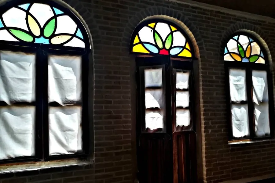 تصویر ۱ - اقامتگاه بوم‌گردی عمارت آینه خانه(واحد5) در  ورزنه