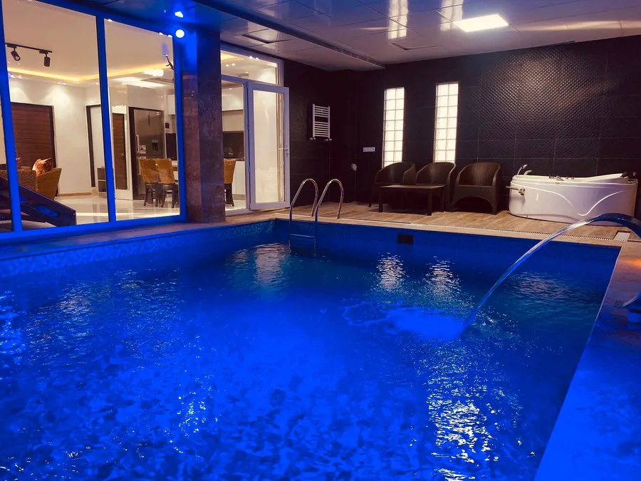 تصویر ۱ - ویلا ویلا 4 خوابه در شهرک بحری لند 109  در  انزلی