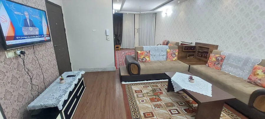 تصویر ۱ - آپارتمان مبله نقش جهان ی خوابه  در  اصفهان