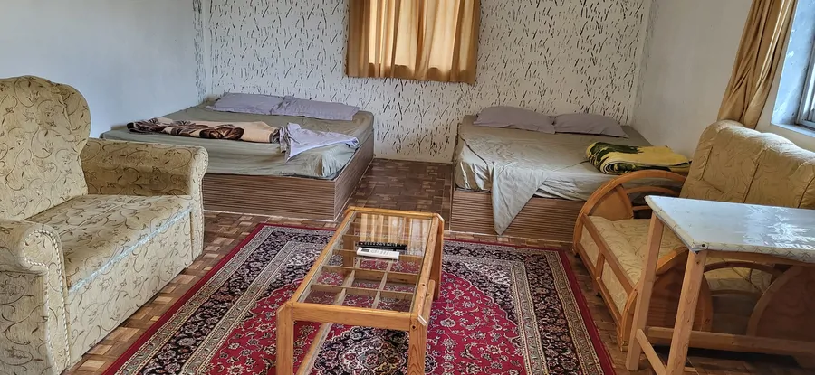 تصویر ۱ - سوییت پورباقی(آدرینا) در  رضوانشهر