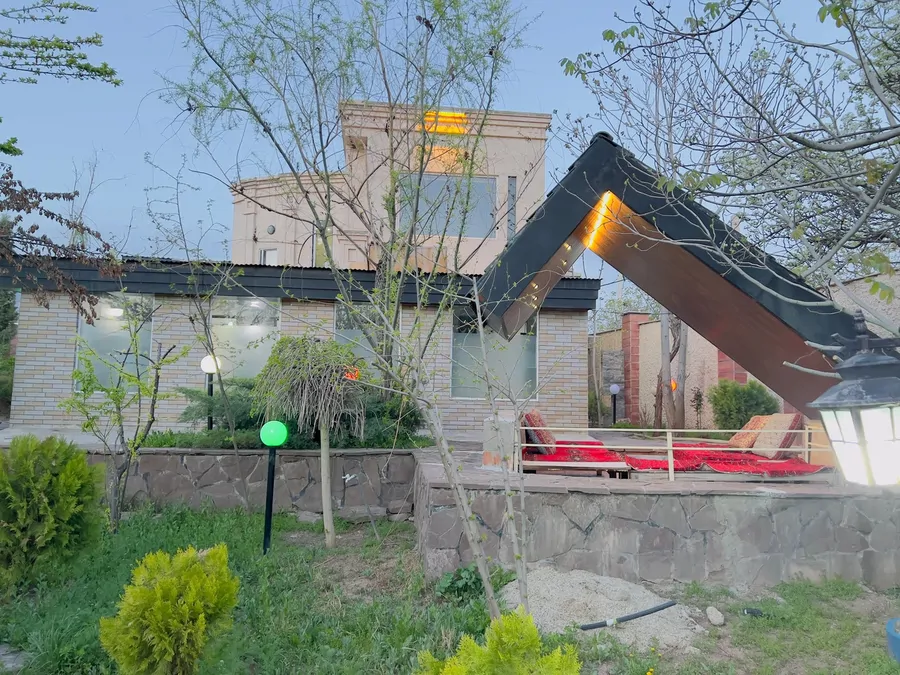 تصویر ۱ - ویلا استخردار آبگرم نوبهار با بیلیارد در کردان
