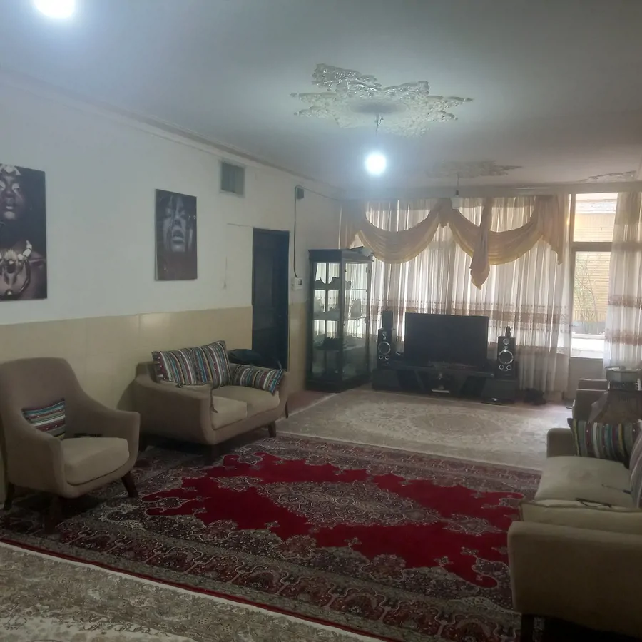 تصویر ۱ - سوییت موسوی در  اصفهان