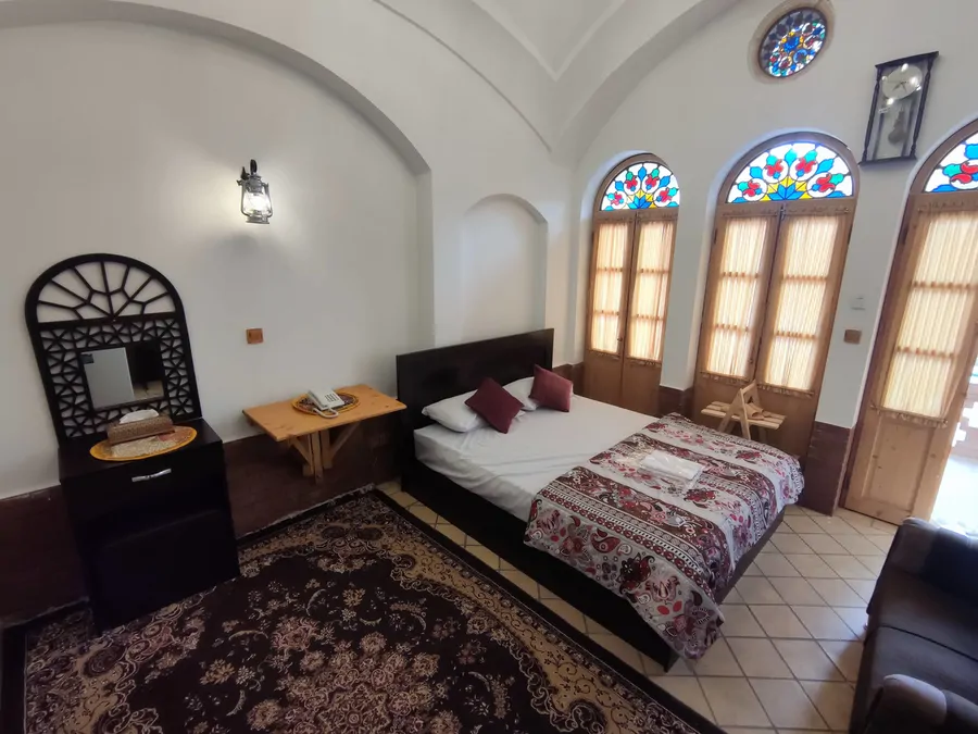 تصویر ۱ - هتل سنتی فانوس ویونا (داریون) در  کاشان