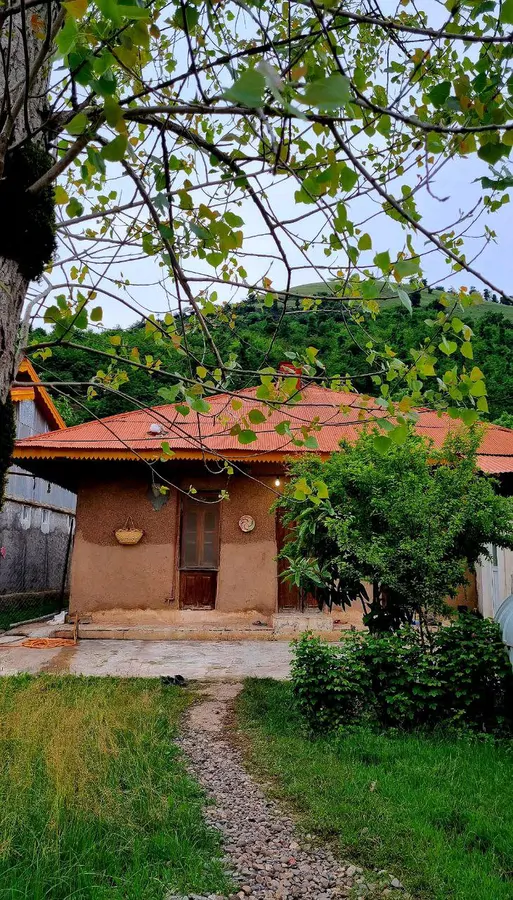 تصویر ۱ - کلبه سنتی تی تی گل استخرگاه در رستم آباد