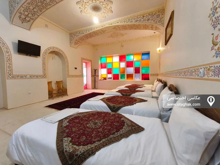 تصویر ۱ - اقامتگاه بومگردی ماهور (اتاق عالی قاپو) با صبحانه رایگان در اصفهان