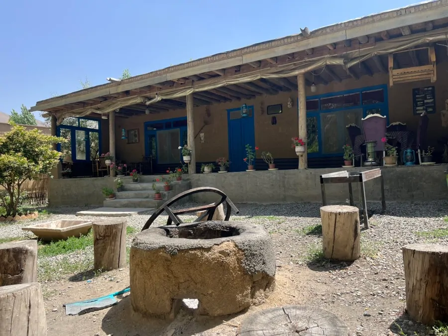 تصویر ۱ - اقامتگاه بوم‌گردی مزرعه لزور (مادربزرگ) در  کرج