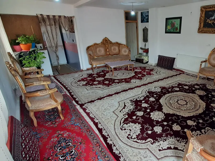 تصویر ۱ - اقامتگاه بوم‌گردی بوم گردی ملکا طلایی در  فیروزکوه 