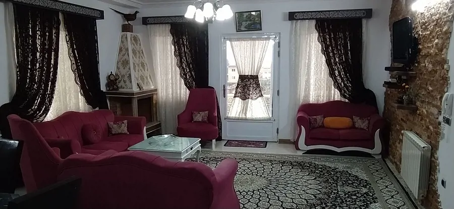 تصویر ۱ - خانه گل سوسن در  رامسر