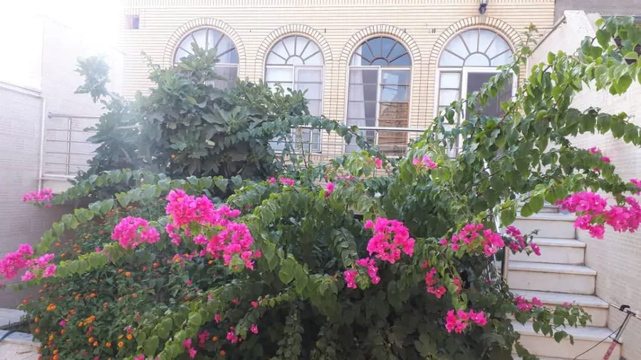 تصویر ۱ - خانه اقامتگاه طاهری  در  کاشان