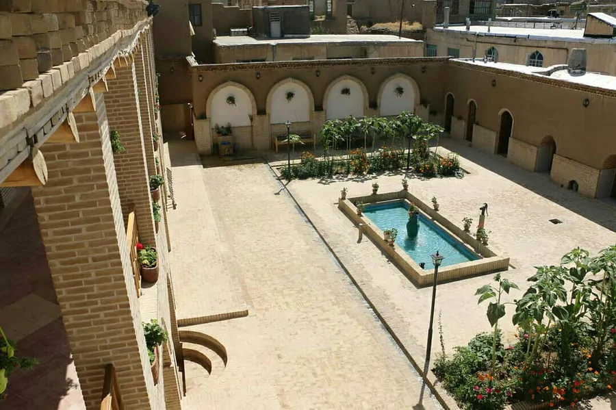 تصویر ۱ - اقامتگاه بوم‌گردی شهر پنهان ۴ در  ملایر