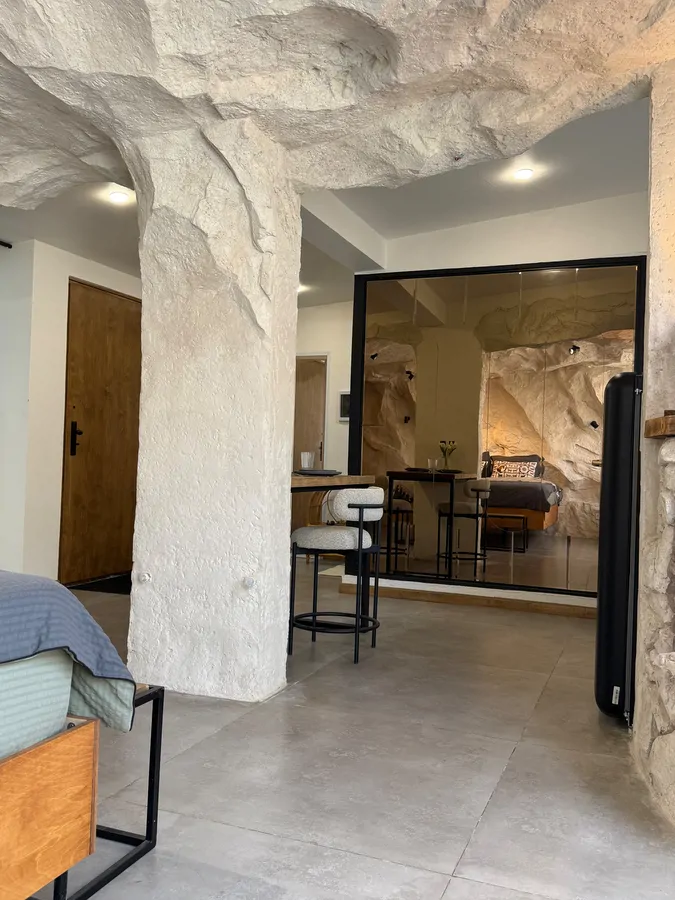 تصویر ۱ - سوییت صخره با جكوزي  در  ایزدشهر