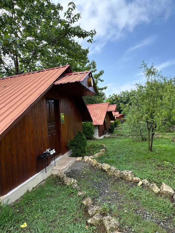 تصویر ۱ - کلبه کلبه فلت آریا  در  شیرگاه