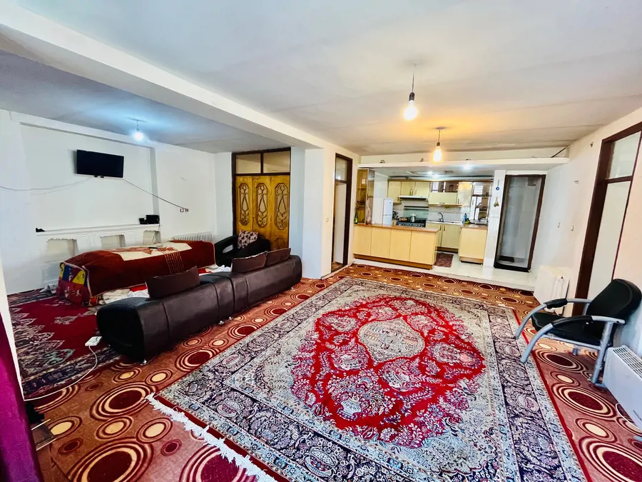 تصویر ۱ - خانه دلباز در  دیزین