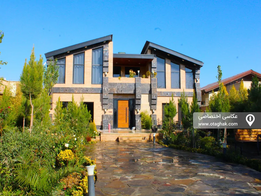 تصویر ۱ - ویلا استخردار آبگرم امپراطور با بیلیارد و فوتبالدستی در کردان