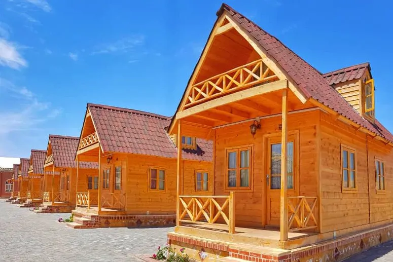 تصویر ۱ - هتل سنتی خانه چوبی در  فردوس