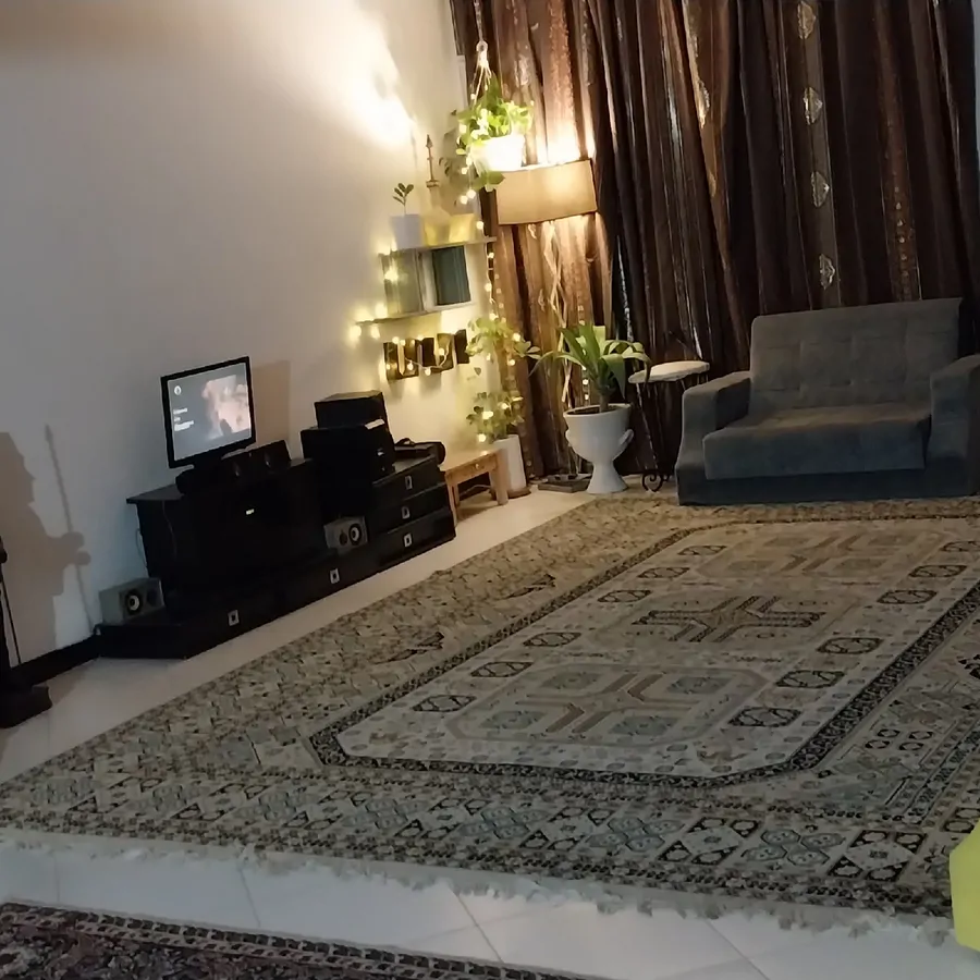 تصویر ۱ - آپارتمان مبله هنرزاد در  بندر عباس