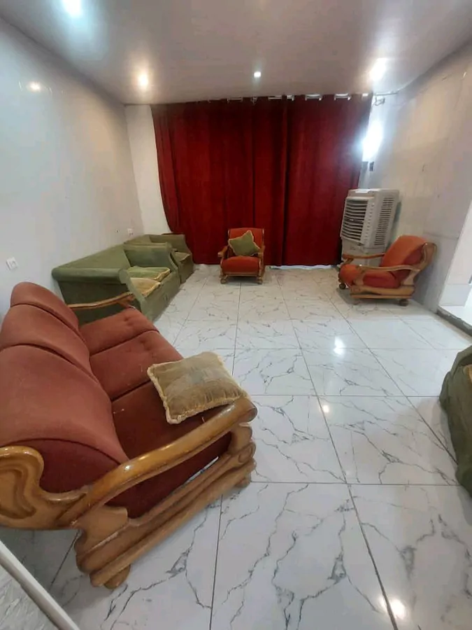 تصویر ۱ - ویلا اقامتگاهی سرسبز و دلنشین در دل شهر شیراز در شیراز