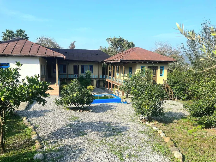 تصویر ۱ - ویلا خانه نقی در سریال پایتخت ۶_شیرگاه در  شیرگاه