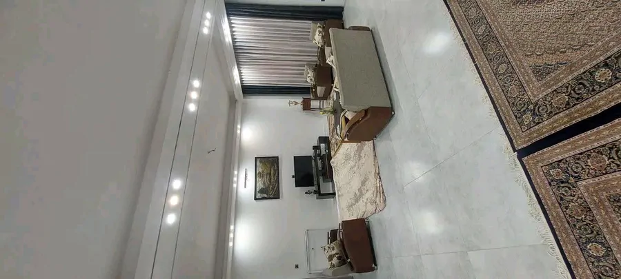 تصویر ۱ - ویلا لاکچری عالی سرسبز نوساز در چهارباغ