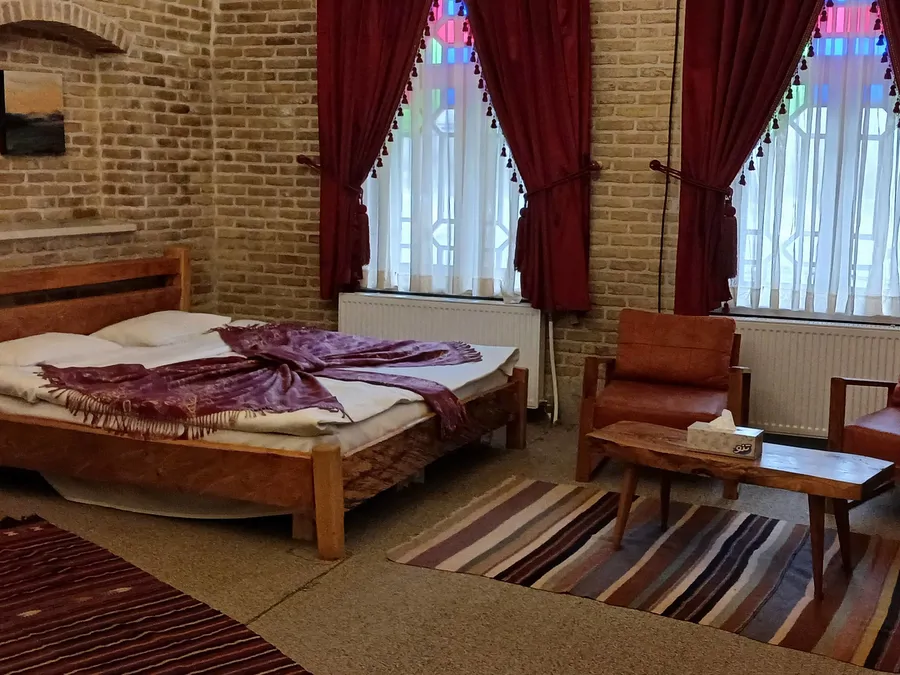 تصویر ۱ - هتل سنتی 2تخته ی دابل در  مرند