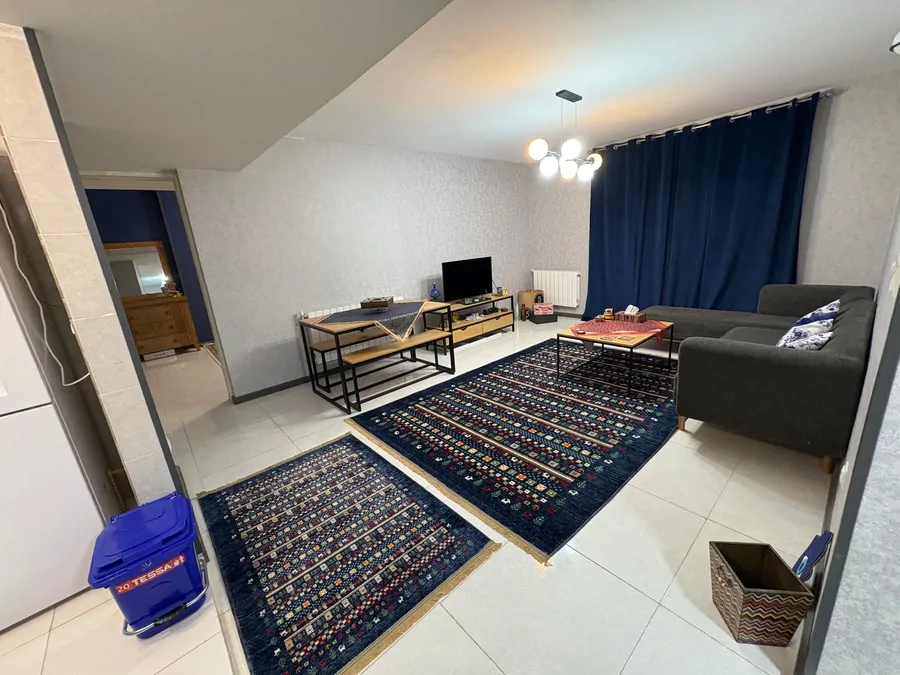 تصویر ۱ - آپارتمان مبله آرام  در  صدرا