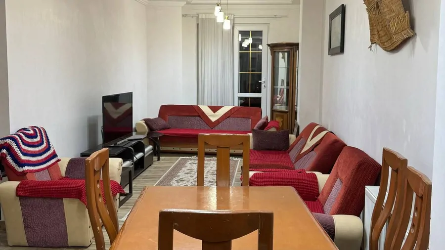 تصویر ۱ - آپارتمان واحد دو خوابه ساختمان آرش در  رشت