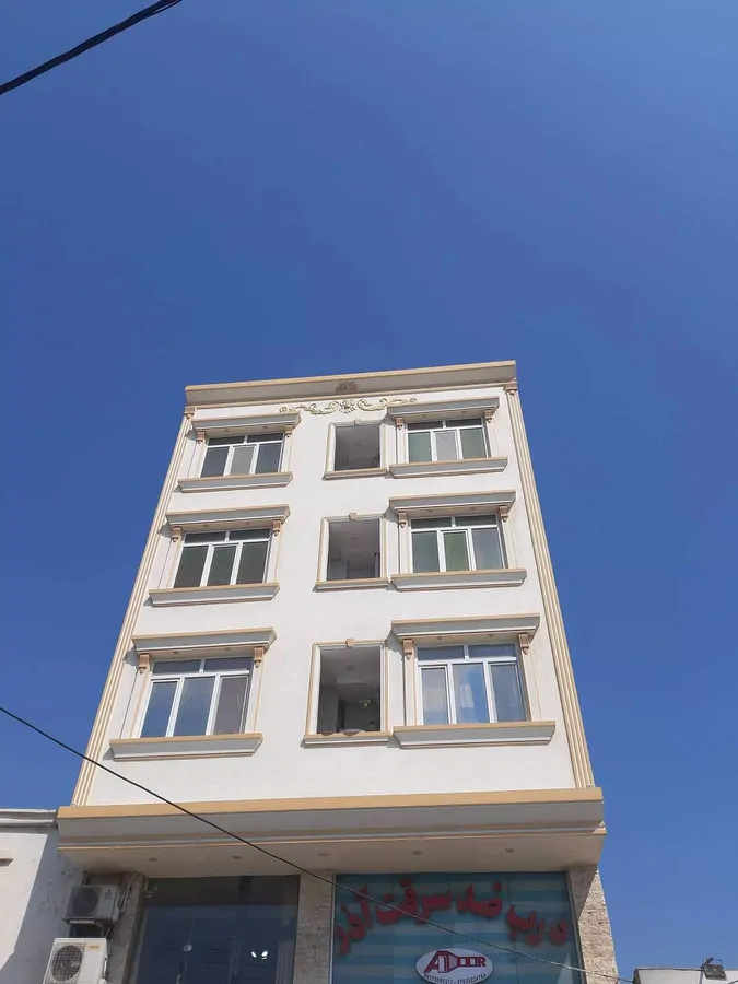 تصویر ۱ - سوییت سرودی در  قشم