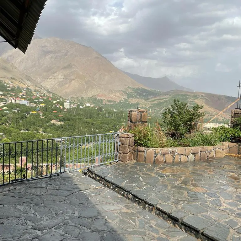 تصویر ۱ - ویلا ویلا تک خواب با شاهنشین ۳۶۰ در  فشم