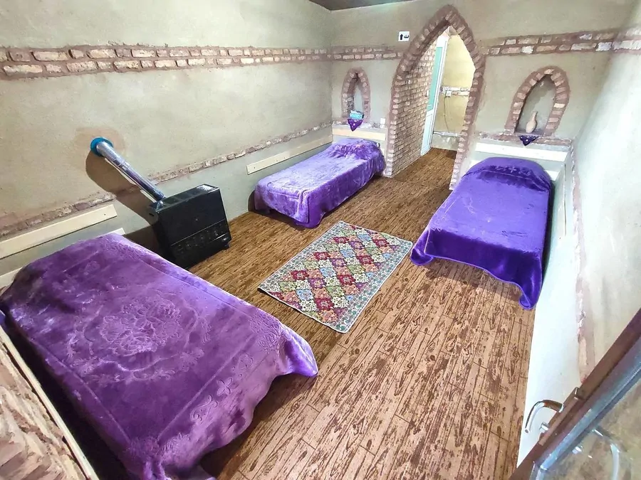 تصویر ۱ - اقامتگاه بوم‌گردی دورنا (اتاق ۳ تخته کاروانسرا) در  مشگین شهر 