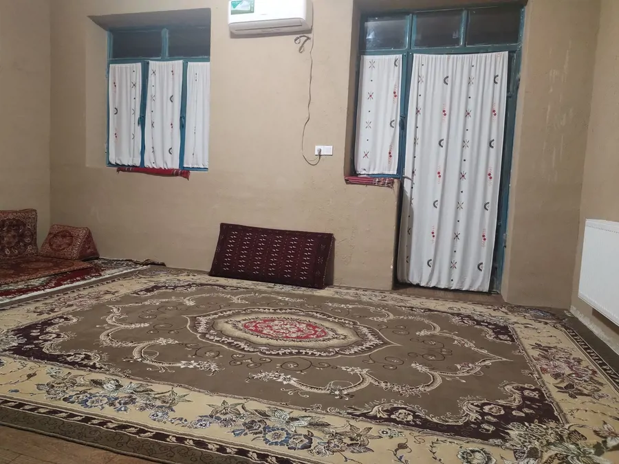تصویر ۱ - اقامتگاه بوم‌گردی پرواز (واحد بنفشه)  در  رامیان