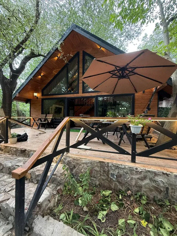 تصویر ۱ - کلبه جنگلی مهر در  رشت