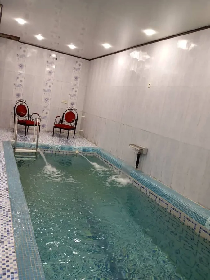 تصویر ۱ - ویلا ویلای دربست ساحلی استخردار در  محمودآباد