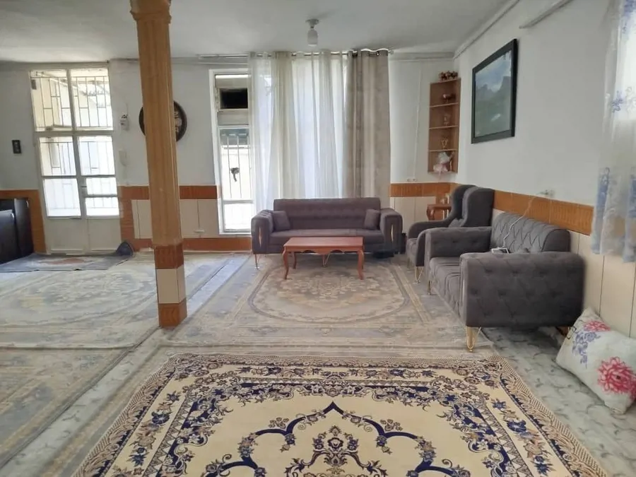 تصویر ۱ - خانه ویلایی ارغوانی در  دورود