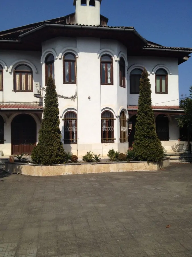 تصویر ۱ - ویلا نوستالژی زیبا در  رامسر