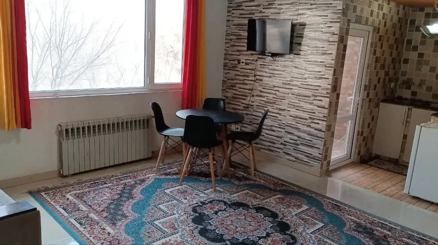 تصویر ۱ - هتل آپارتمان تهرانی (۲۰۱) در رینه