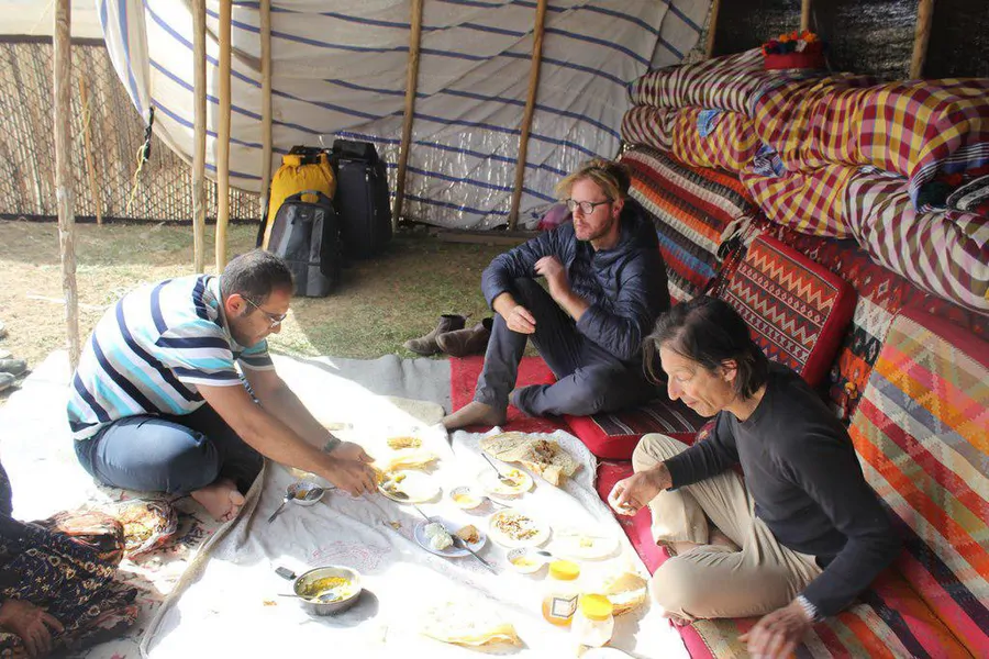 تصویر ۱ - روستایی و عشایری چادر عشایری در فیروزآباد