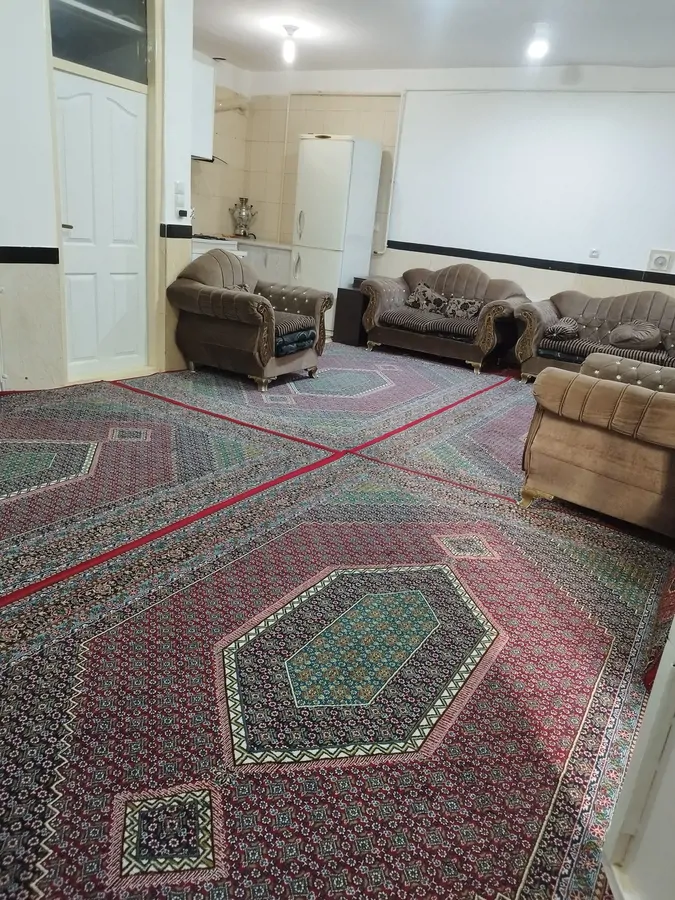 تصویر ۱ - خانه مبله دریاچه (همکف) در مریوان