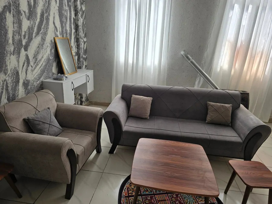 تصویر ۱ - آپارتمان مبله سپید در خیابان مالک اشتر (2) در تهران